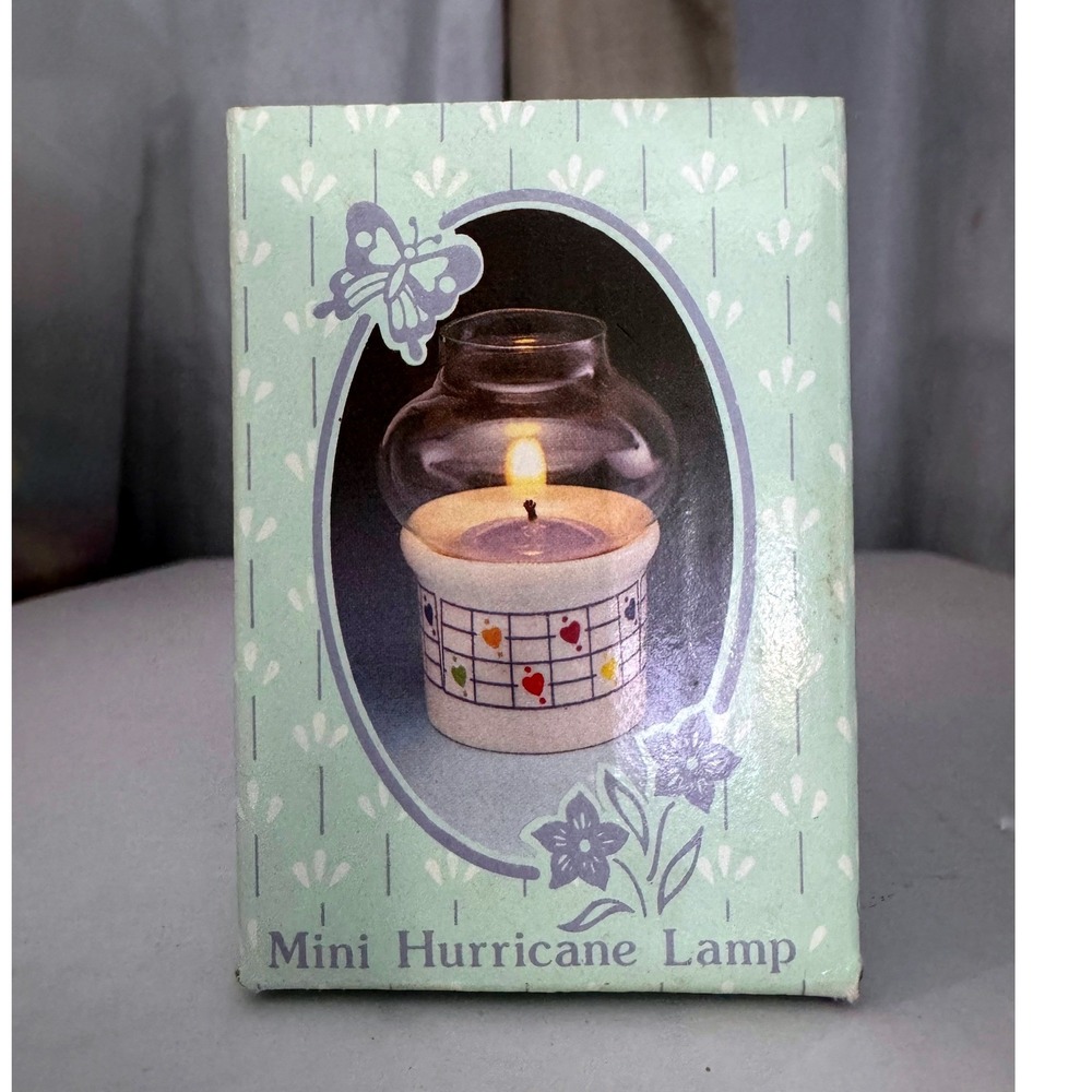 Vintage Russ Berrie Mini Hurricane Lamp Ceramic Graphic Hearts Style 2293 NIB